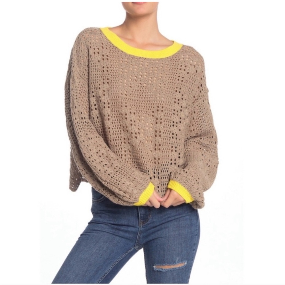 Free People Home Run Cropped Sweater Tan Yellow Trim Size M Boxy Fit - Picture 2 of 14